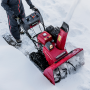 Honda HSS 1380 ET tracked snow blower